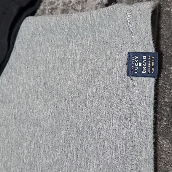 LUCKY BRAND SATURDAY STRETCH 2 SNAP BUTTON HENLEY LONG-SLEEVE TEE-SHIRT - Picture 4 of 13